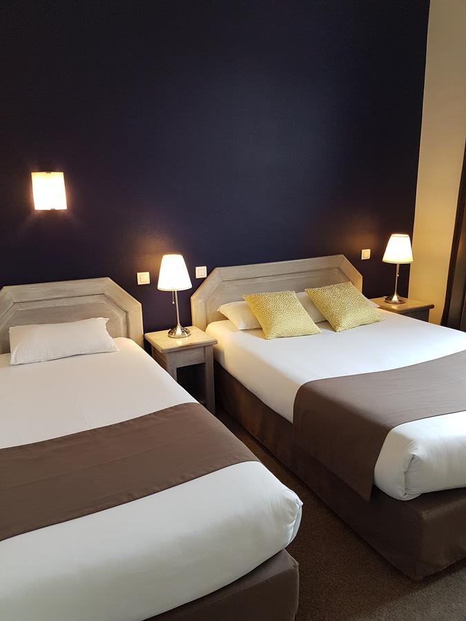 Hotel Le Corbeau Auxonne Esterno foto